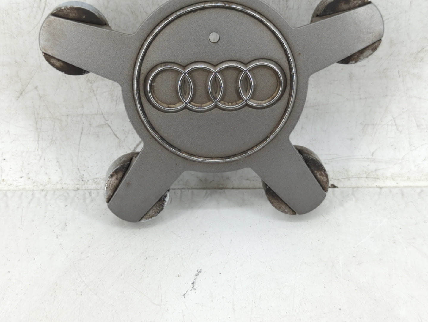 2007 Audi A4 Rim Wheel Center Cap - Oemusedautoparts1.com