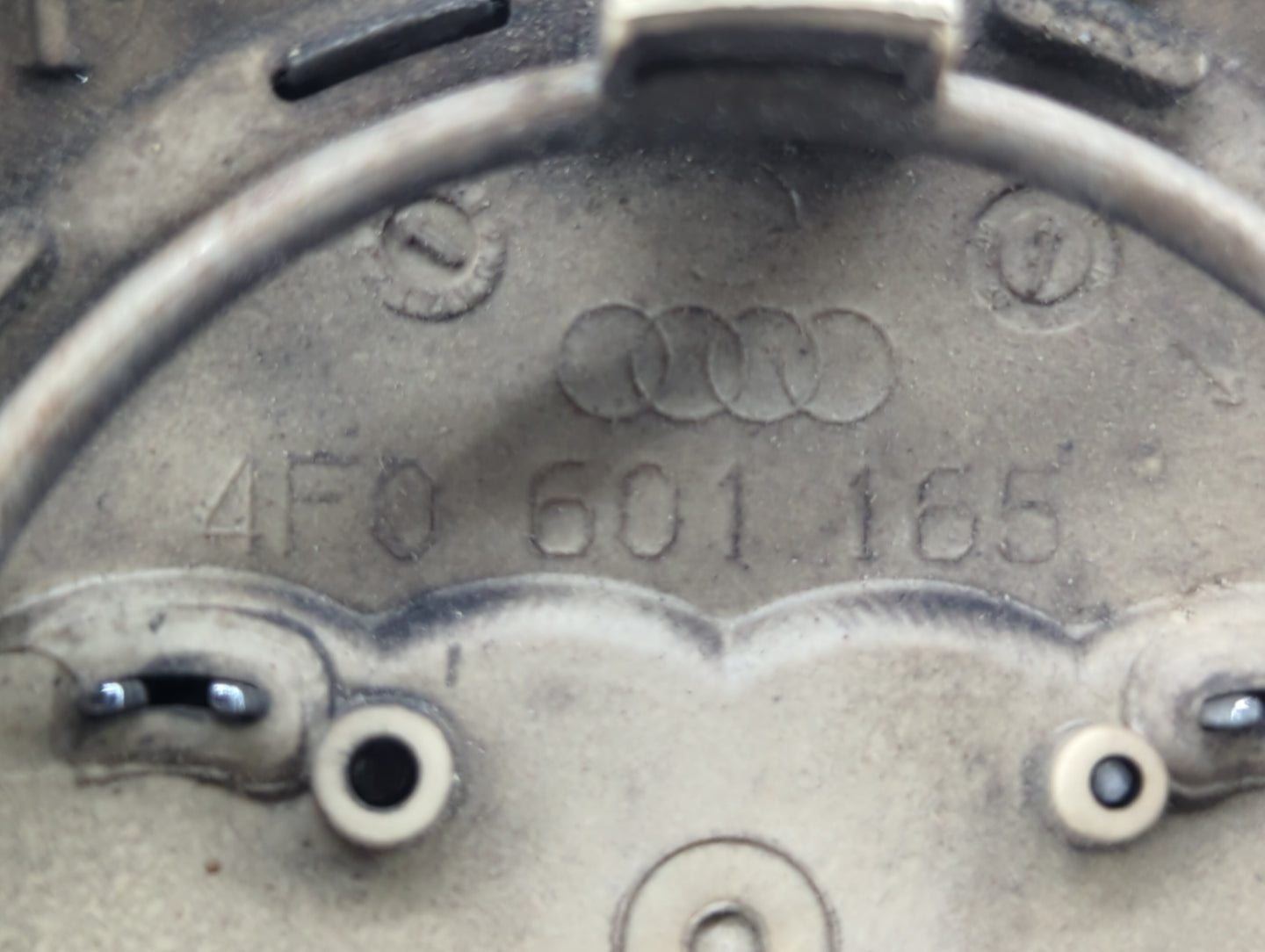 2007 Audi A4 Rim Wheel Center Cap - Oemusedautoparts1.com