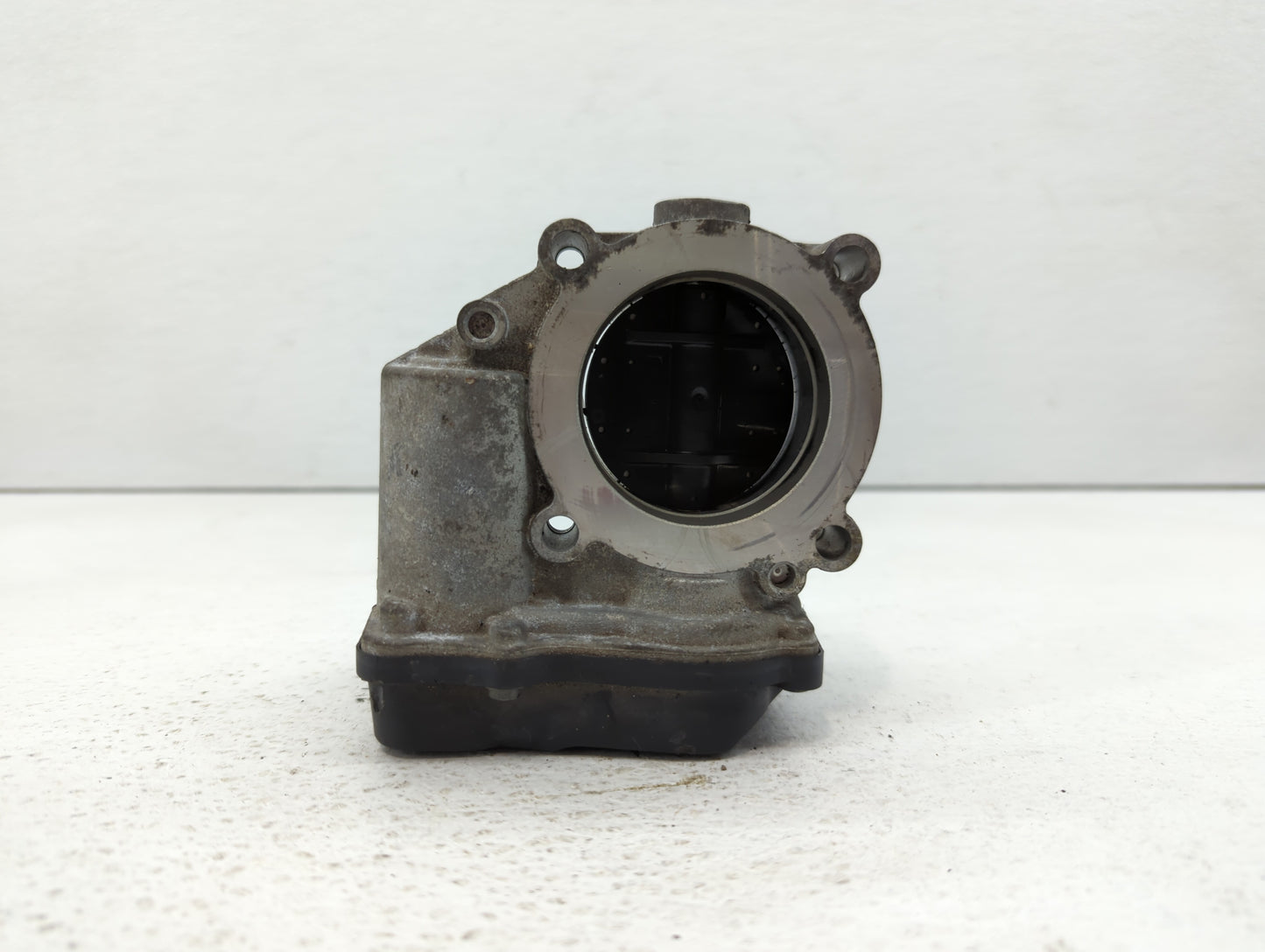 2005-2016 Audi A4 Throttle Body P/N:06F 133 062 G 06F 133 062 T Fits OEM Used Auto Parts - Oemusedautoparts1.com