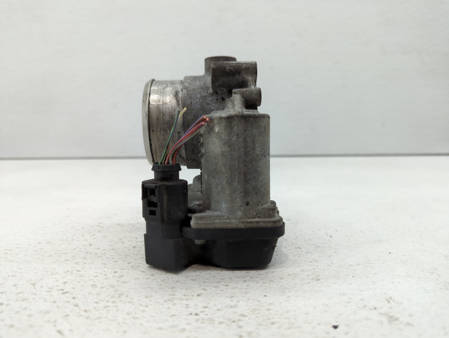 2005-2016 Audi A4 Throttle Body P/N:06F 133 062 G 06F 133 062 T Fits OEM Used Auto Parts - Oemusedautoparts1.com