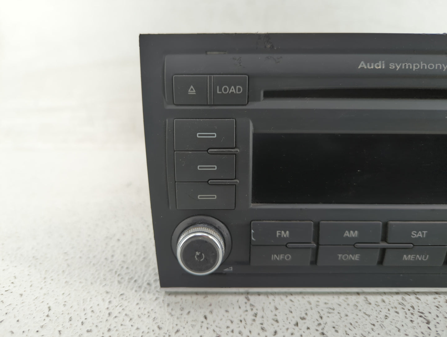 2007 Audi A4 Radio AM FM Cd Player Receiver Replacement P/N:8E0 035 195 AF 8E0 035 195 AC Fits OEM Used Auto Parts - Oemused