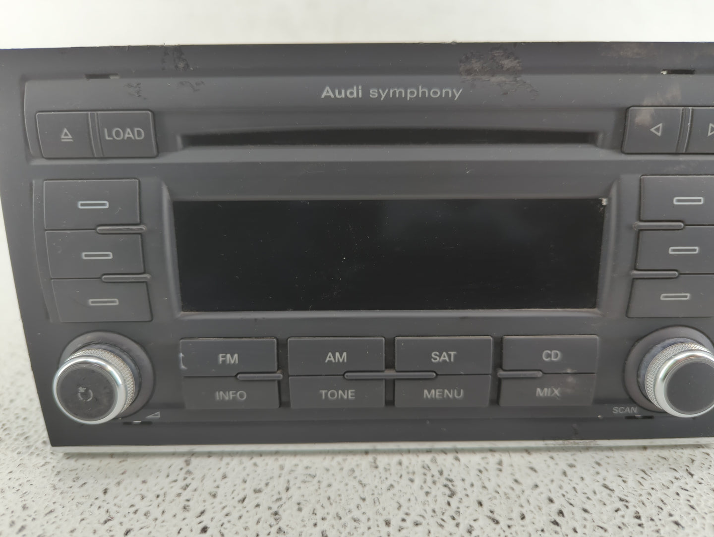 2007 Audi A4 Radio AM FM Cd Player Receiver Replacement P/N:8E0 035 195 AF 8E0 035 195 AC Fits OEM Used Auto Parts - Oemused