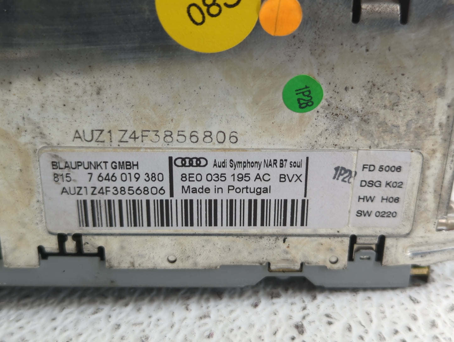 2007 Audi A4 Radio AM FM Cd Player Receiver Replacement P/N:8E0 035 195 AF 8E0 035 195 AC Fits OEM Used Auto Parts - Oemused