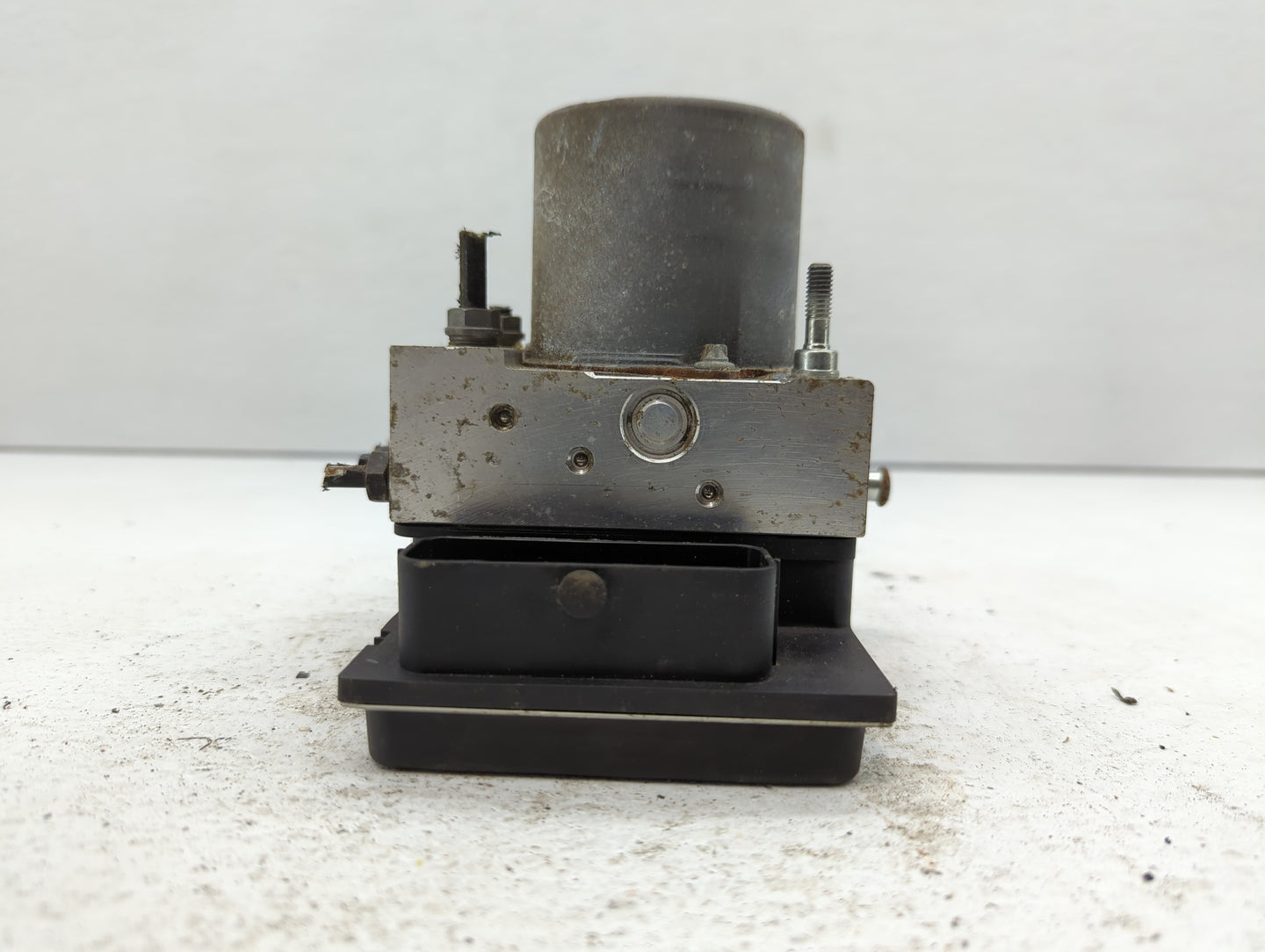 2007-2009 Audi A4 ABS Pump Control Module Replacement P/N:8R0 614 517D 8E0 614 517BF, 8E0 910 517 H Fits Fits 2007 2008 2009