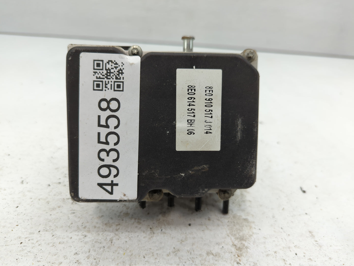 2007-2009 Audi A4 ABS Pump Control Module Replacement P/N:8R0 614 517D 8E0 614 517BF, 8E0 910 517 H Fits Fits 2007 2008 2009