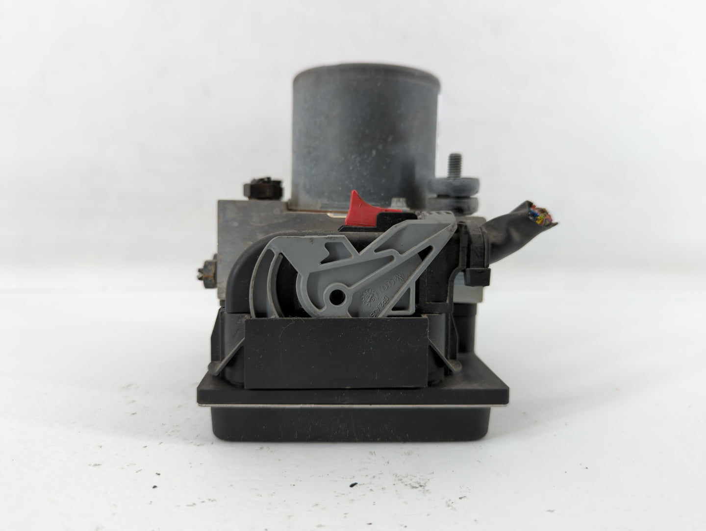 2007-2009 Audi A4 ABS Pump Control Module Replacement P/N:8E0 614 517 BH Fits Fits 2007 2008 2009 OEM Used Auto Parts - Oemu