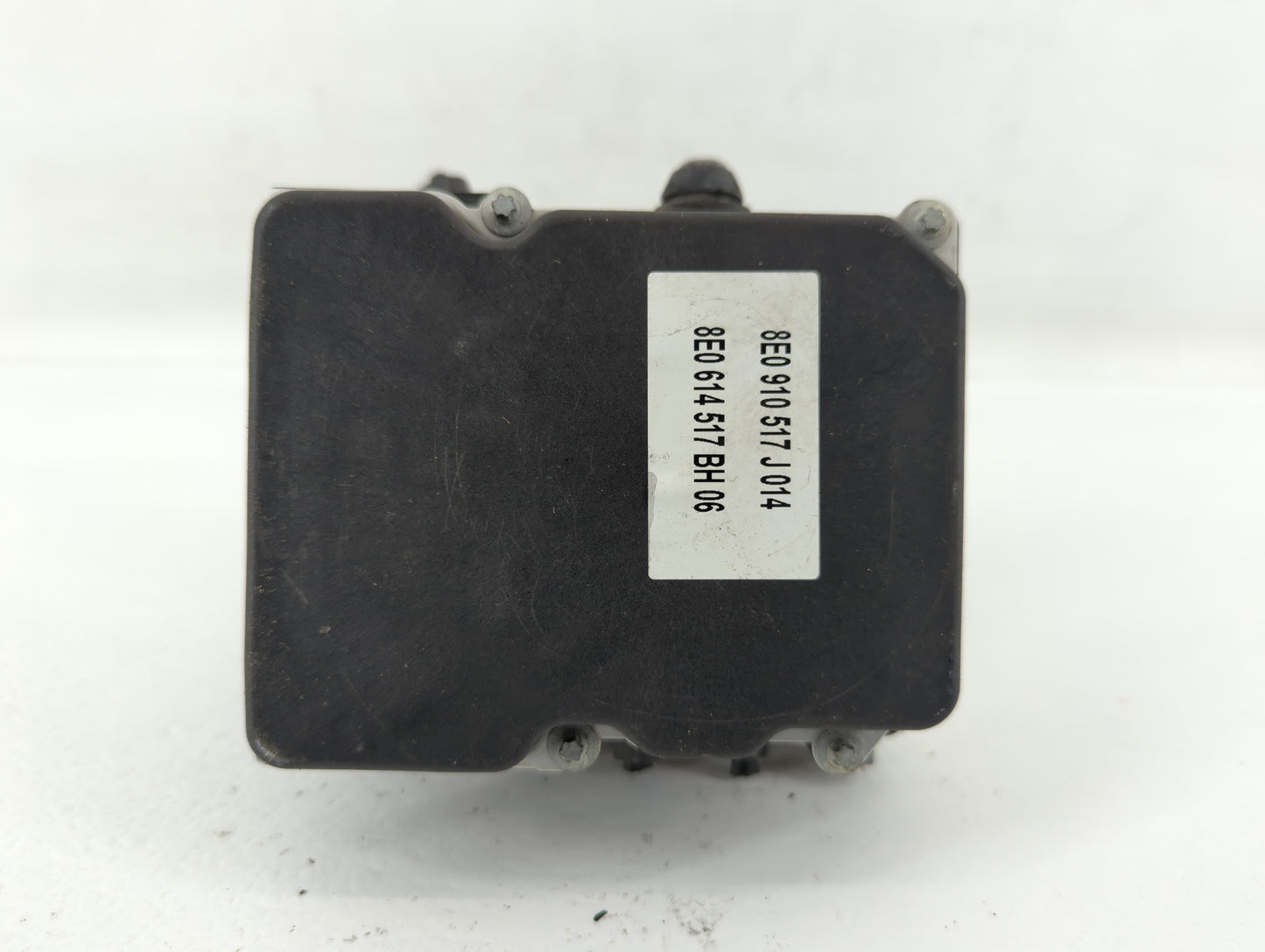 2007-2009 Audi A4 ABS Pump Control Module Replacement P/N:8E0 614 517 BH Fits Fits 2007 2008 2009 OEM Used Auto Parts - Oemu