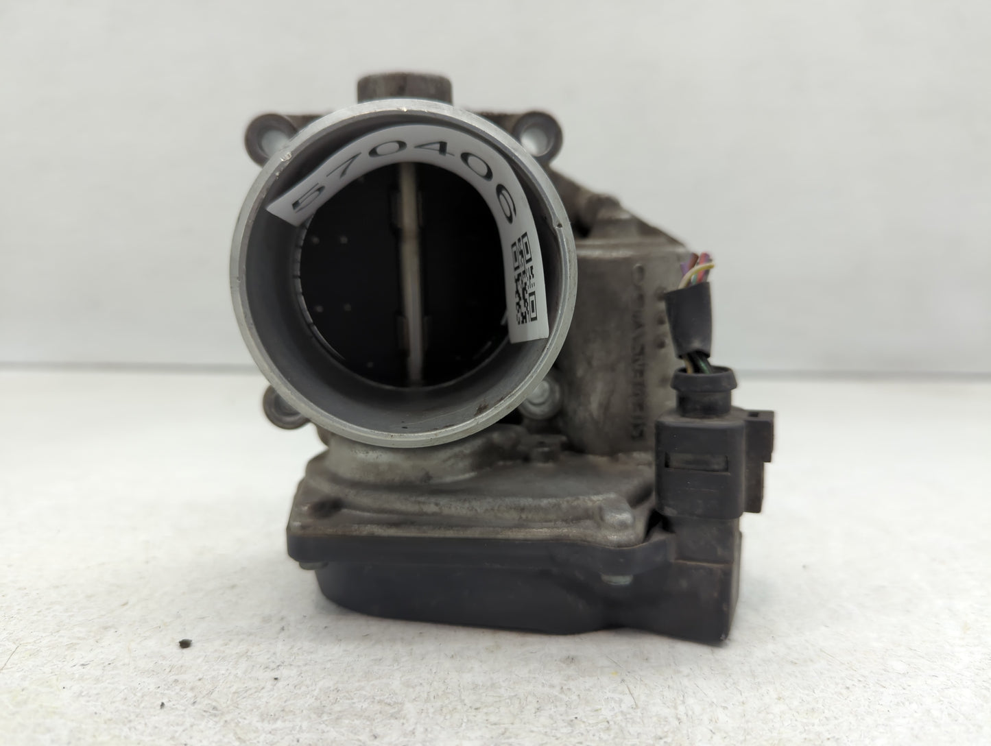 2005-2016 Audi A4 Throttle Body P/N:06F 133 062 G Fits OEM Used Auto Parts - Oemusedautoparts1.com