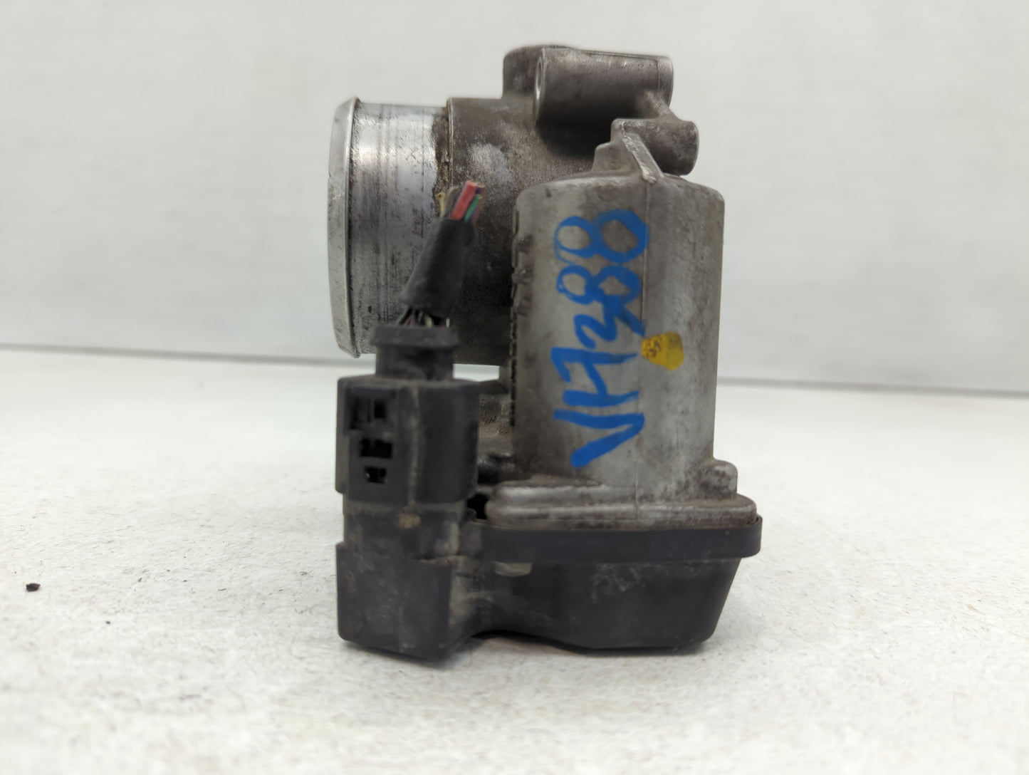 2005-2016 Audi A4 Throttle Body P/N:06F 133 062 G Fits OEM Used Auto Parts - Oemusedautoparts1.com