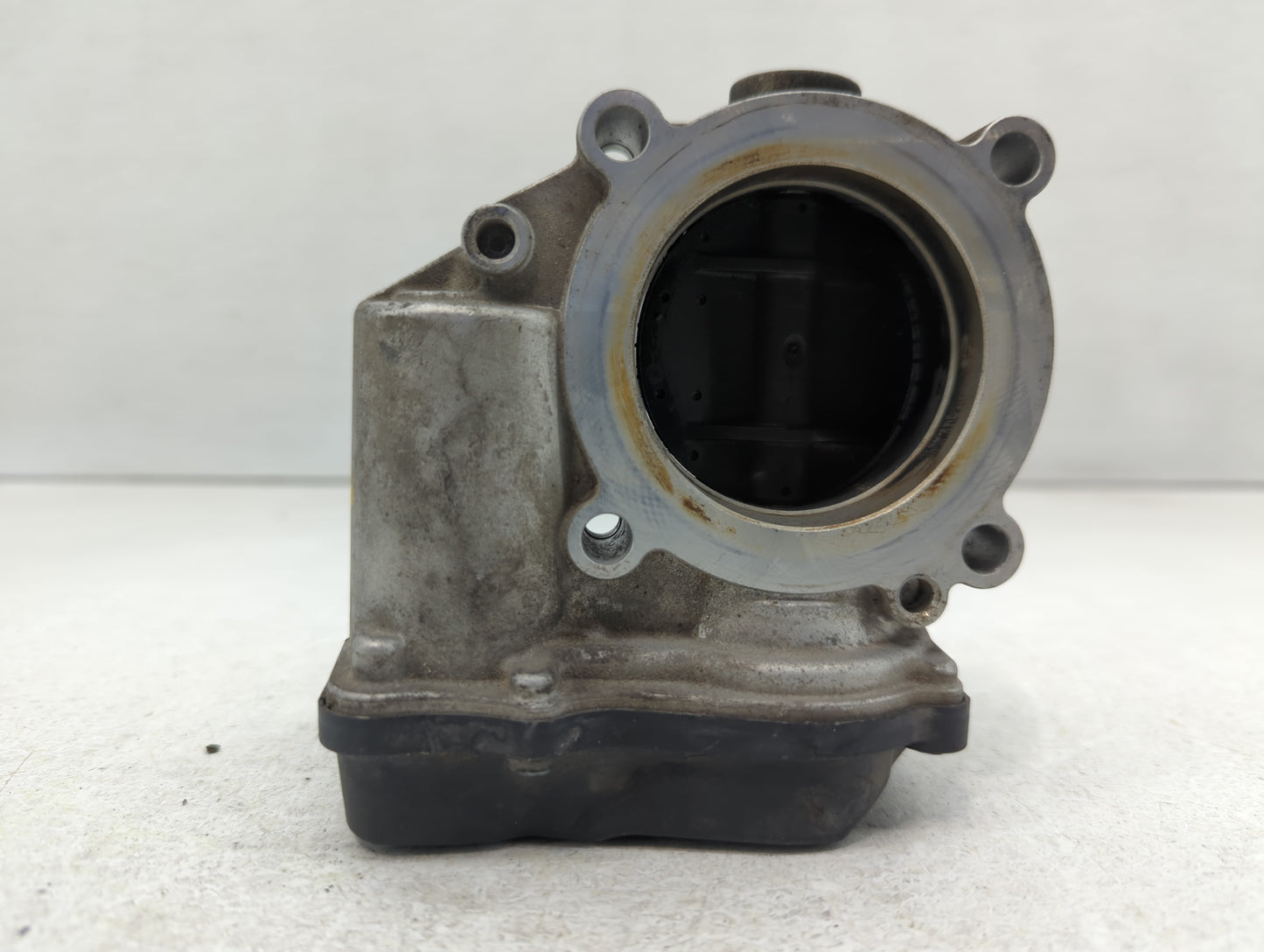 2005-2016 Audi A4 Throttle Body P/N:06F 133 062 G Fits OEM Used Auto Parts - Oemusedautoparts1.com