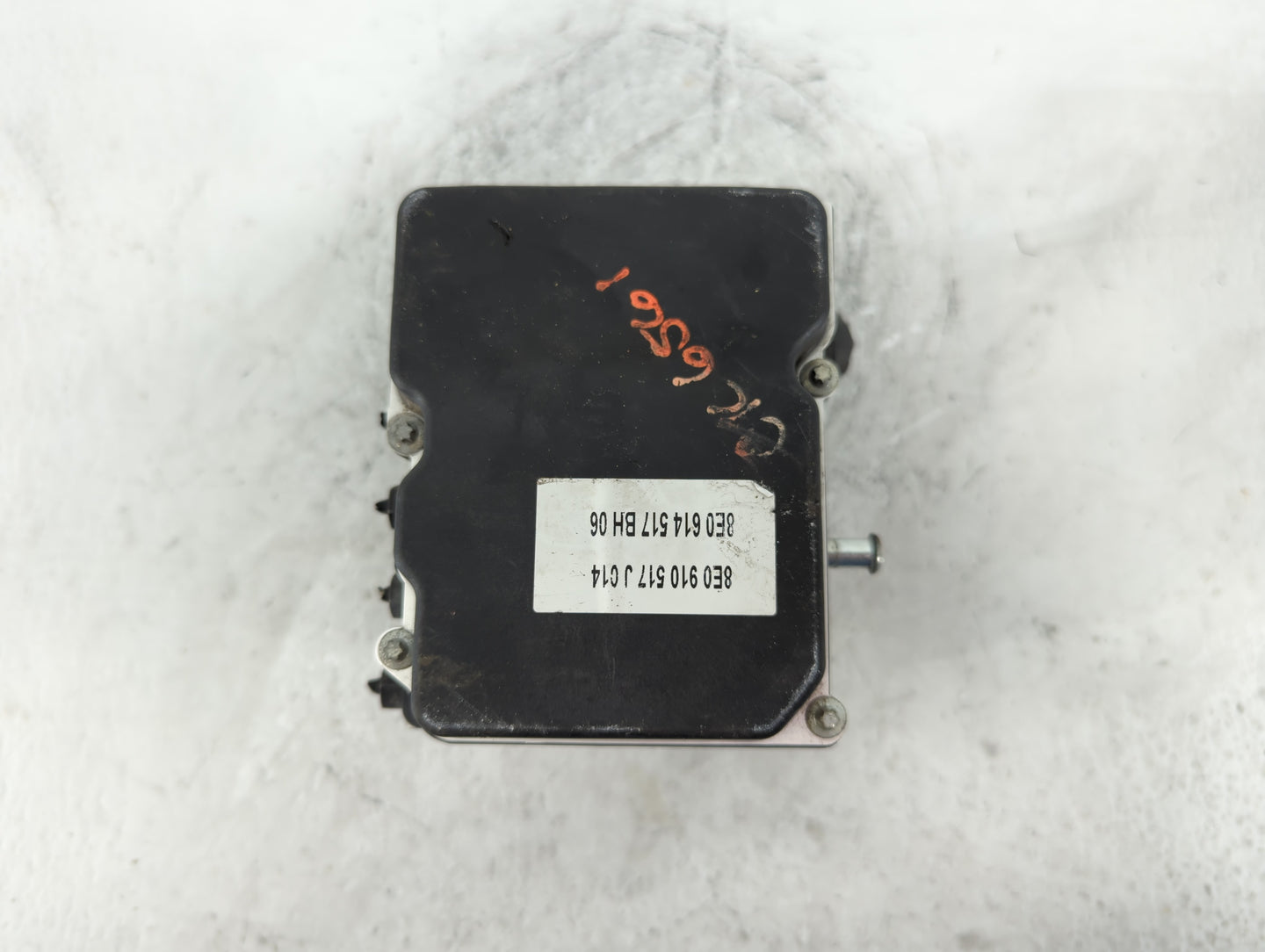 2007-2009 Audi A4 ABS Pump Control Module Replacement P/N:8E0 614 517BH 0 265 234 323 Fits Fits 2007 2008 2009 OEM Used Auto