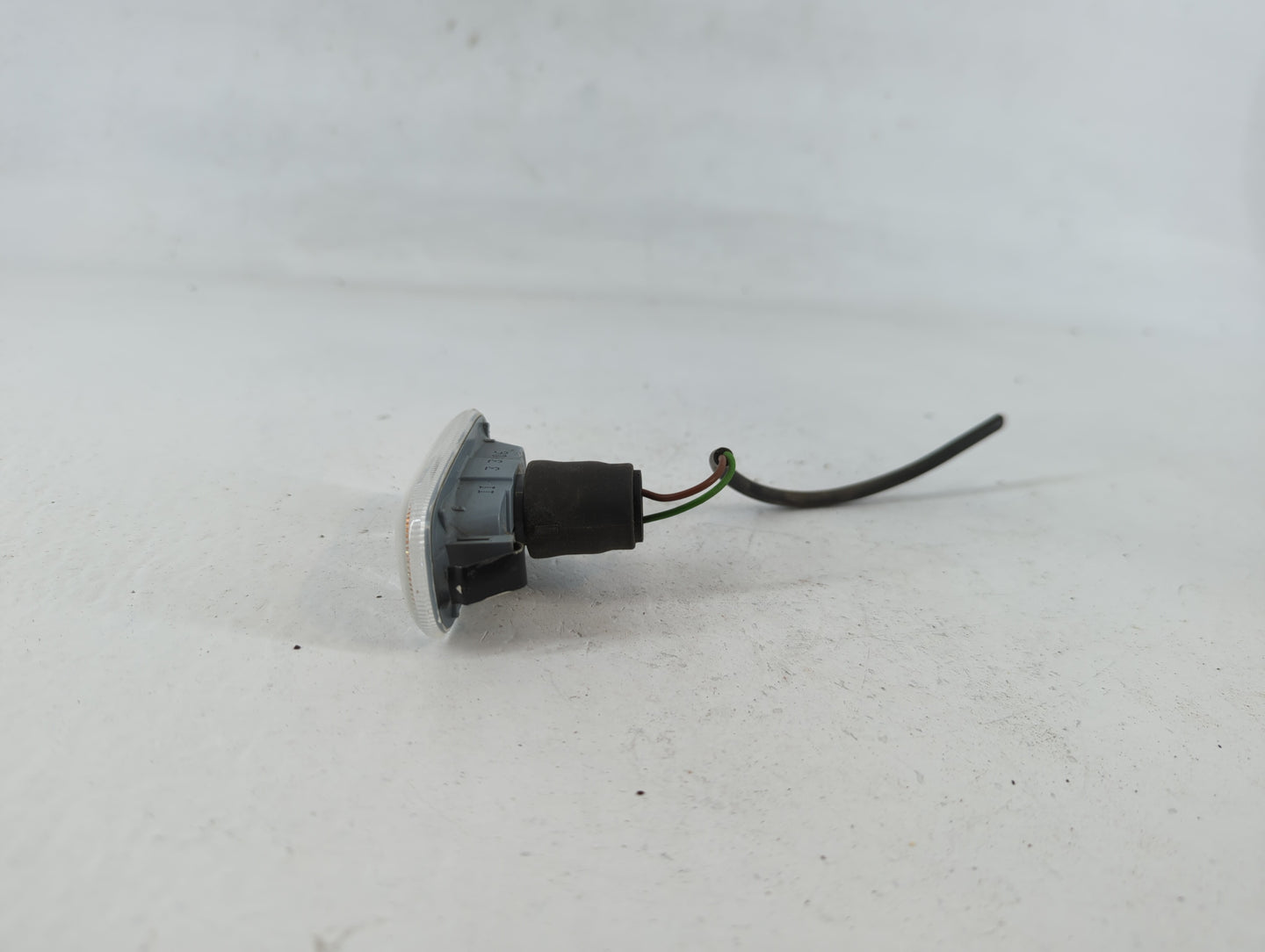 2007 Audi A4 Passenger Right Oem Front Light Lamp - Oemusedautoparts1.com