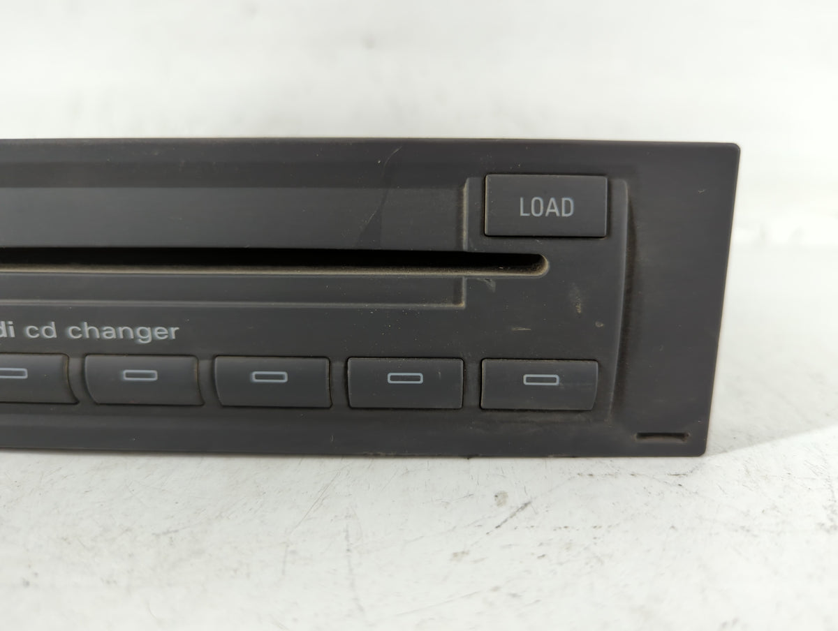 2005-2008 Audi A4 Am Fm Cd Player Radio Receiver 726892 - Oemusedautoparts1.com