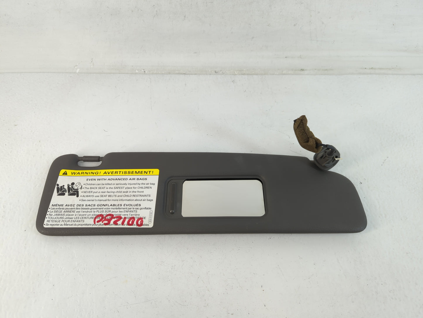 2003-2009 Audi A4 Sun Visor Shade Replacement Passenger Right Mirror Fits Fits 2003 2004 2005 2006 2007 2008 2009 OEM Used A