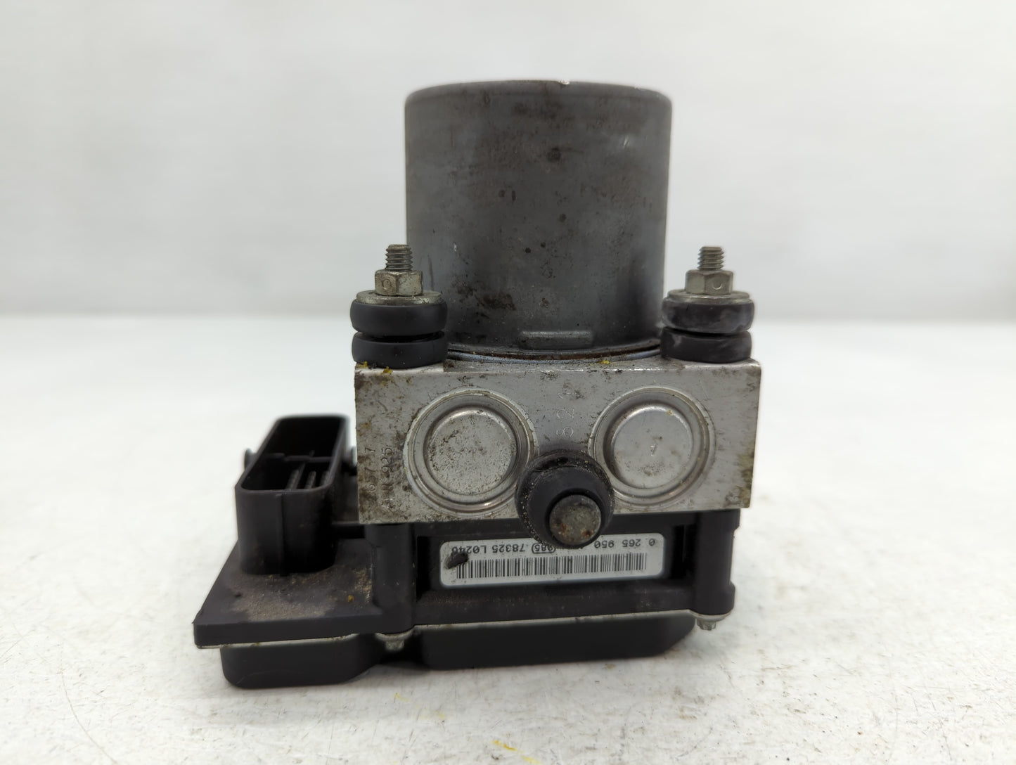 2007-2009 Audi A4 ABS Pump Control Module Replacement P/N:78325 L0248 0 265 950 473 Fits Fits 2007 2008 2009 OEM Used Auto P