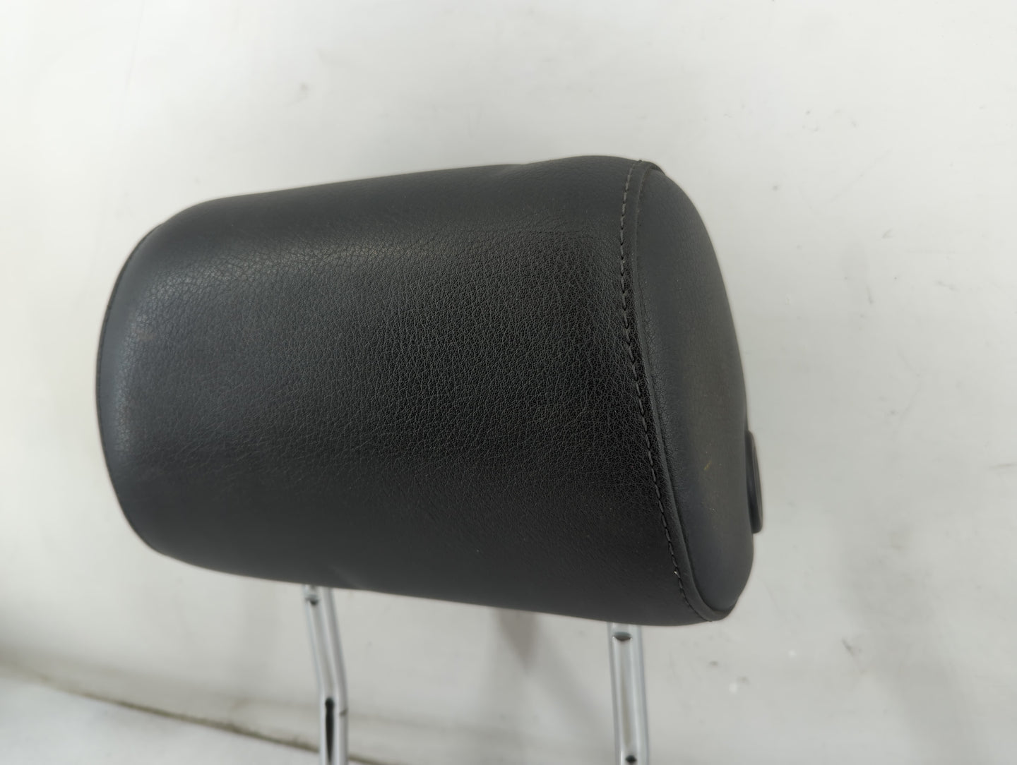 2006-2008 Audi A4 Headrest Head Rest Front Driver Passenger Seat Fits Fits 2006 2007 2008 OEM Used Auto Parts - Oemusedautop