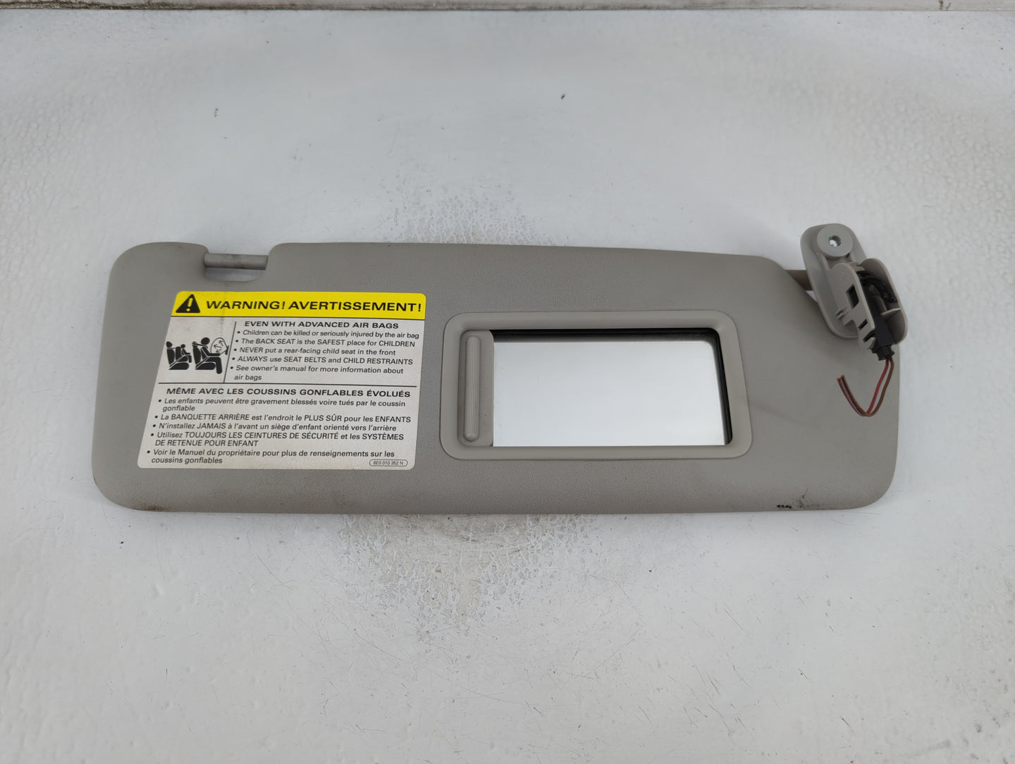 2002-2008 Audi A4 Sun Visor Shade Replacement Passenger Right Mirror Fits Fits 2002 2003 2004 2005 2006 2007 2008 OEM Used A