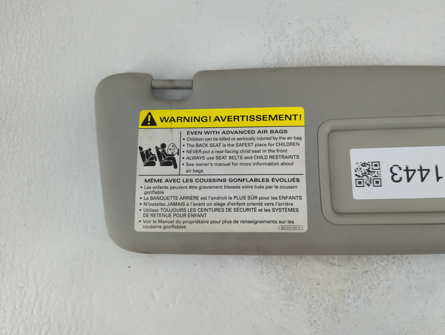 2002-2008 Audi A4 Sun Visor Shade Replacement Passenger Right Mirror Fits Fits 2002 2003 2004 2005 2006 2007 2008 OEM Used A