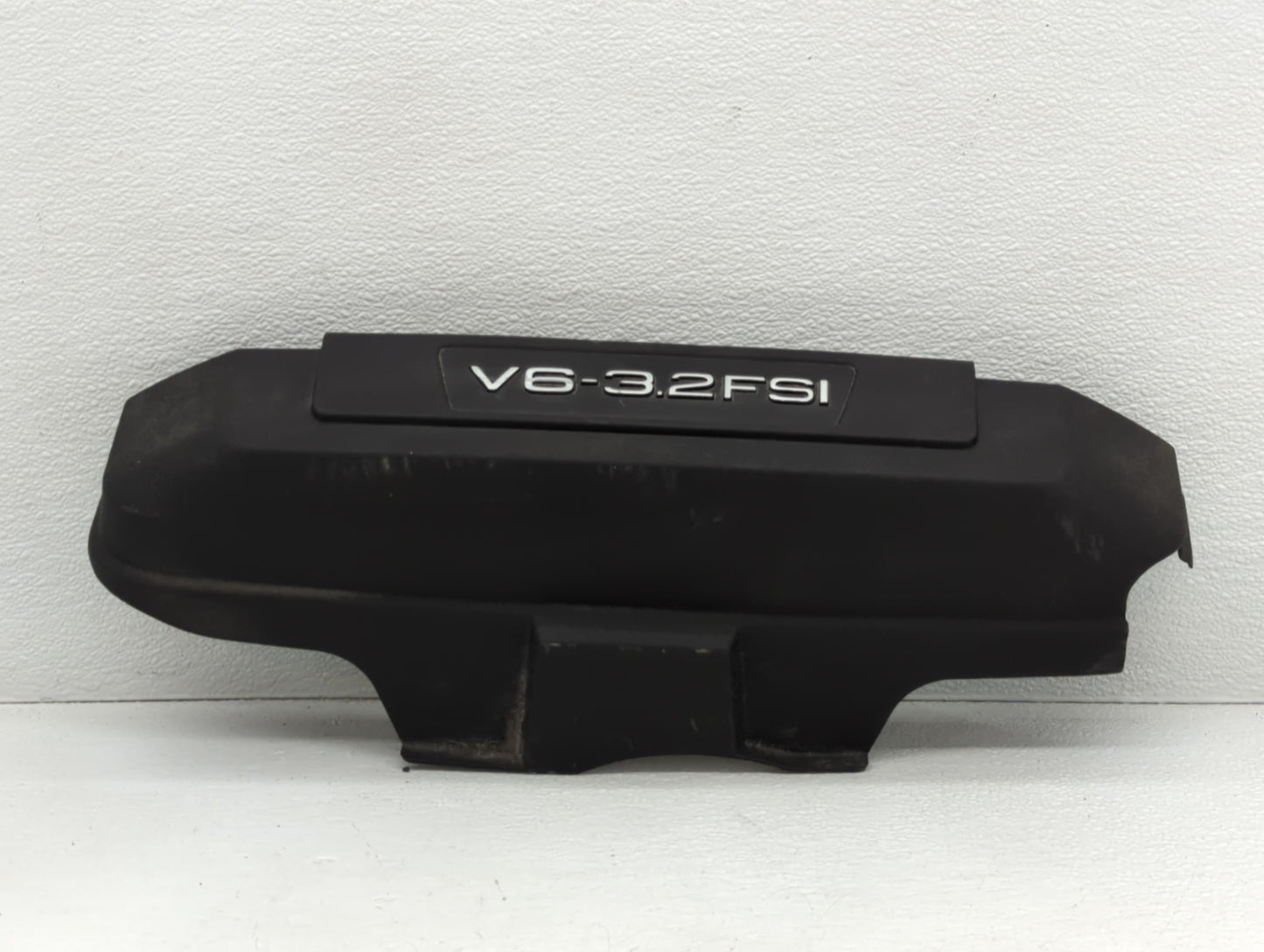 2007 Audi A6 Engine Cover - Oemusedautoparts1.com