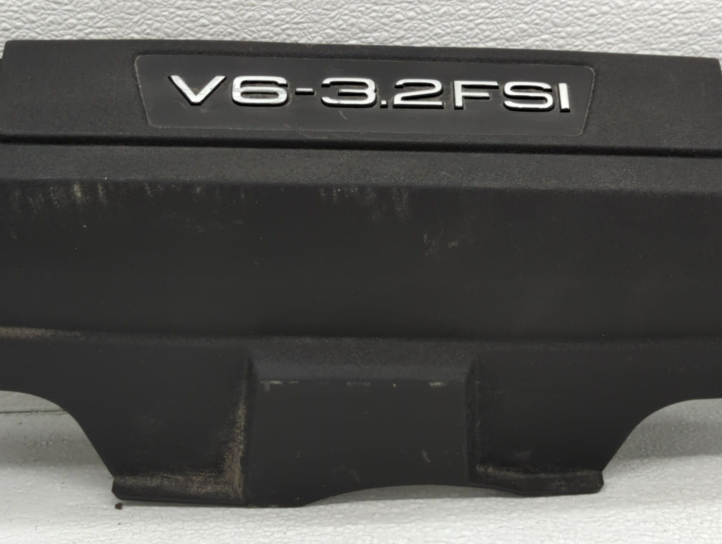 2007 Audi A6 Engine Cover - Oemusedautoparts1.com