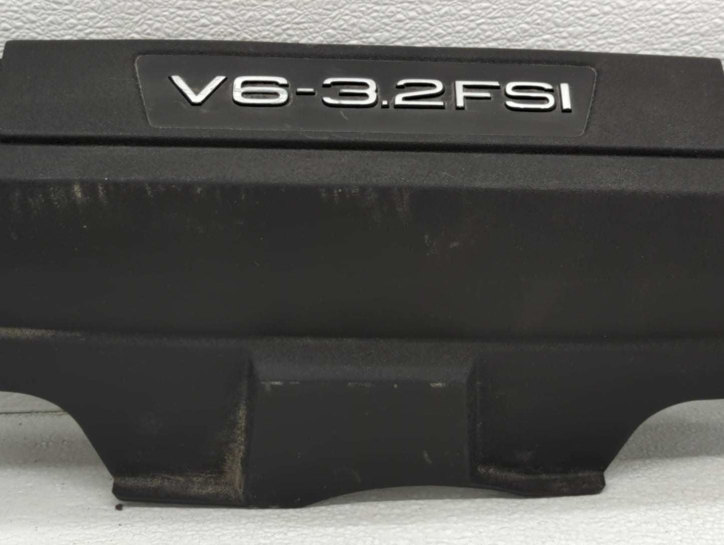2007 Audi A6 Engine Cover - Oemusedautoparts1.com
