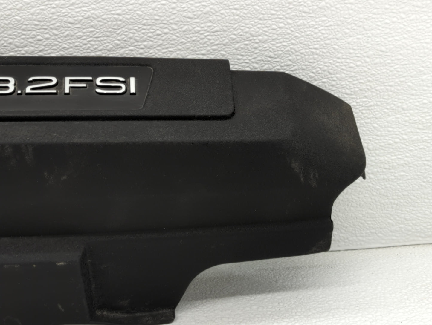 2007 Audi A6 Engine Cover - Oemusedautoparts1.com