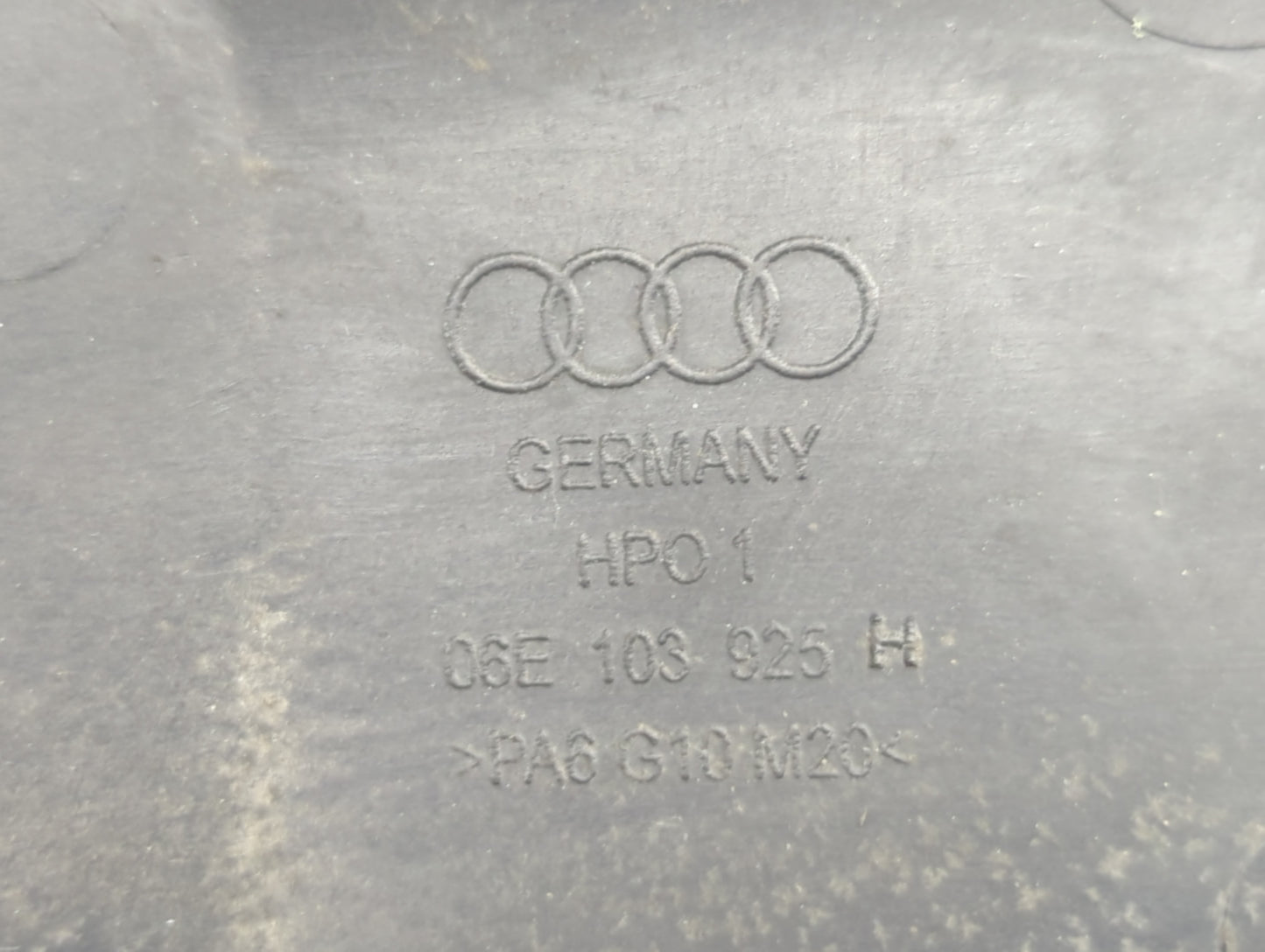 2007 Audi A6 Engine Cover - Oemusedautoparts1.com