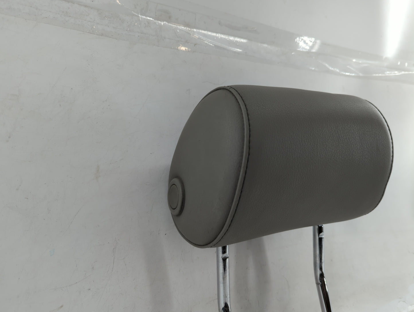 2003-2010 Audi A8 Headrest Head Rest Front Driver Passenger Seat Fits Fits 2003 2004 2005 2006 2007 2008 2009 2010 OEM Used 