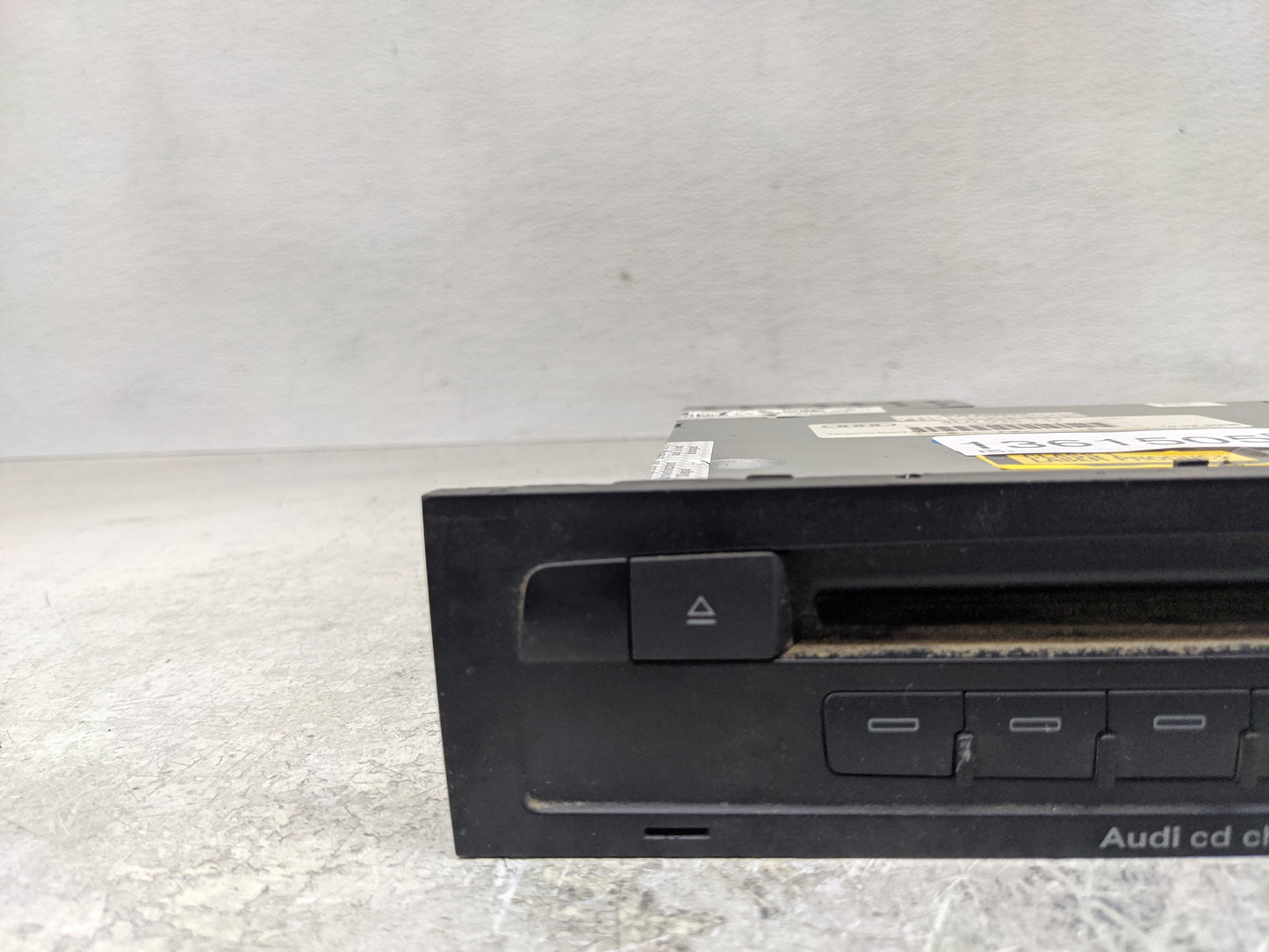 2007-2011 Audi Q7 Radio AM FM Cd Player Receiver Replacement P/N:4L0 035 111 Fits Fits 2007 2008 2009 2010 2011 OEM Used Aut