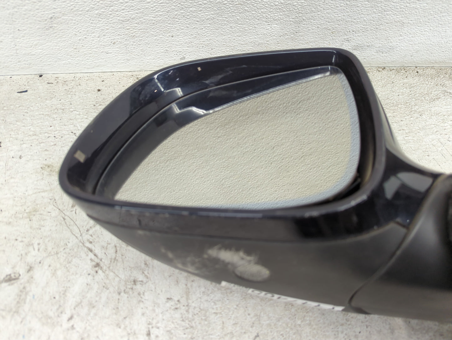 2007-2009 Audi Q7 Driver Side View Mirror - Left Door Mirror OEM Used - Oemusedautoparts1.com
