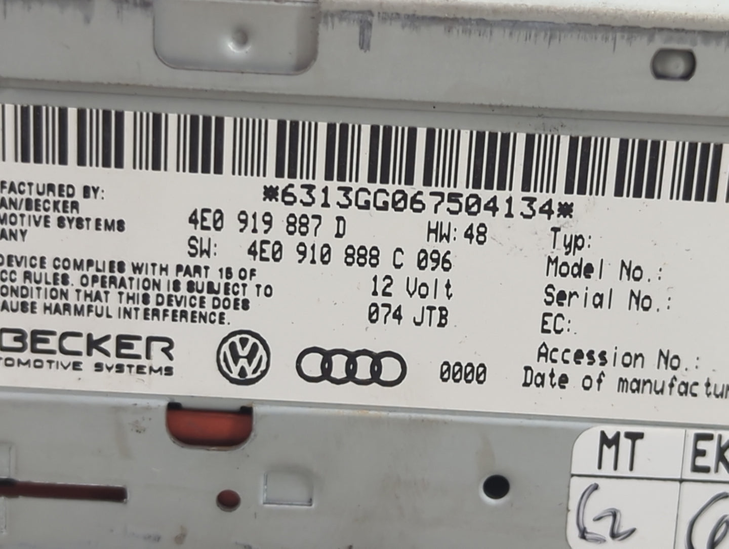 2007-2011 Audi Q7 Radio Cd Changer 4e0919887d|4e0910888c - Oemusedautoparts1.com
