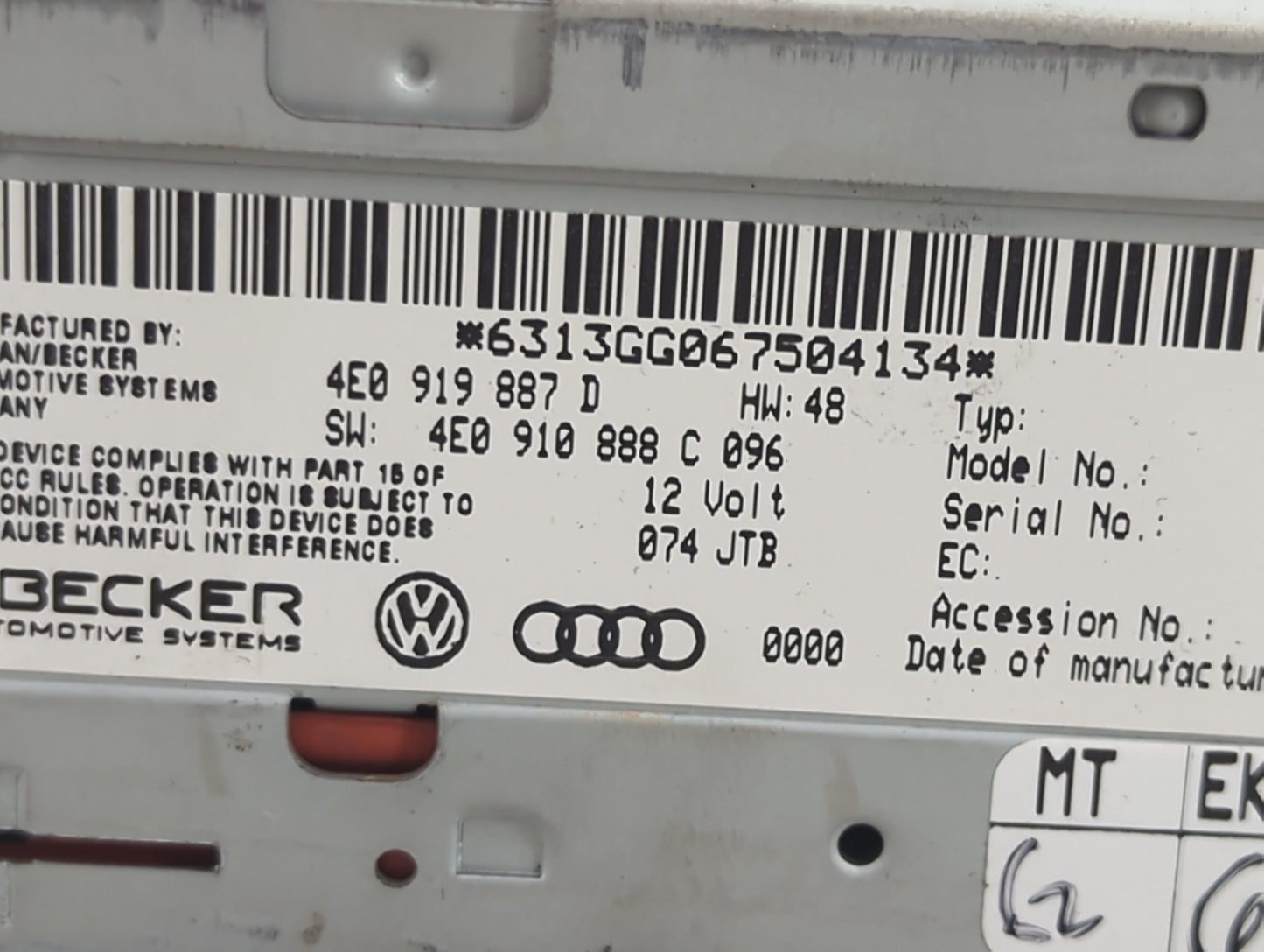 2007-2011 Audi Q7 Radio Cd Changer 4e0919887d|4e0910888c - Oemusedautoparts1.com