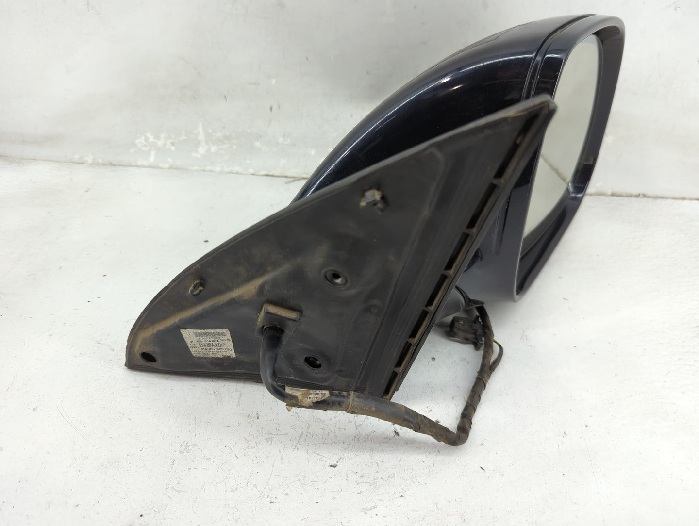 2007-2009 Audi Q7 Passenger Side View Mirror - Right Door Mirror OEM Used - Oemusedautoparts1.com