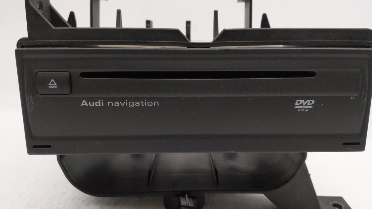 2007-2011 Audi Q7 Information Radio Display Screen - Oemusedautoparts1.com