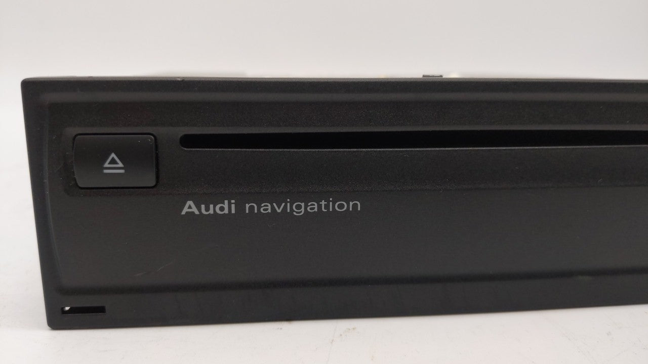 2007-2012 Audi Q7 Information Display Screen - Oemusedautoparts1.com