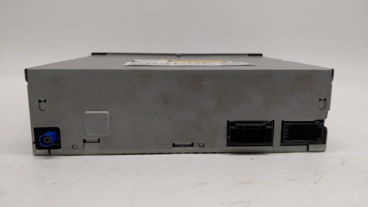 2007-2012 Audi Q7 Information Display Screen - Oemusedautoparts1.com