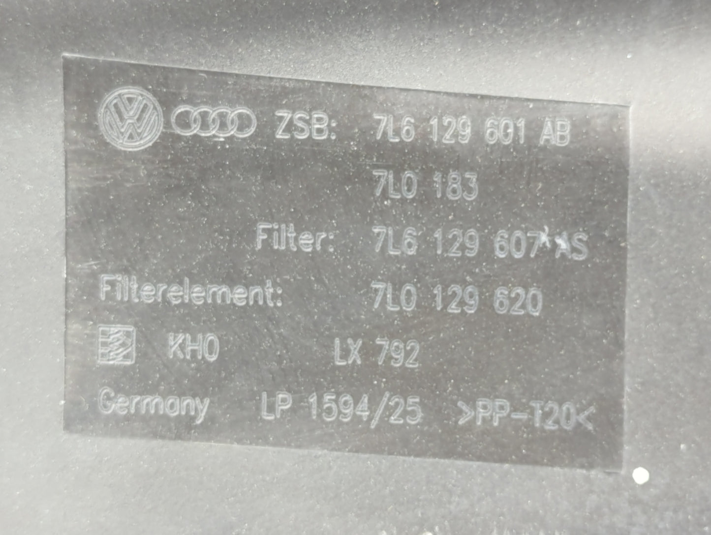 2007-2009 Audi Q7 Air Cleaner Intake-duct Hose Tube - Oemusedautoparts1.com