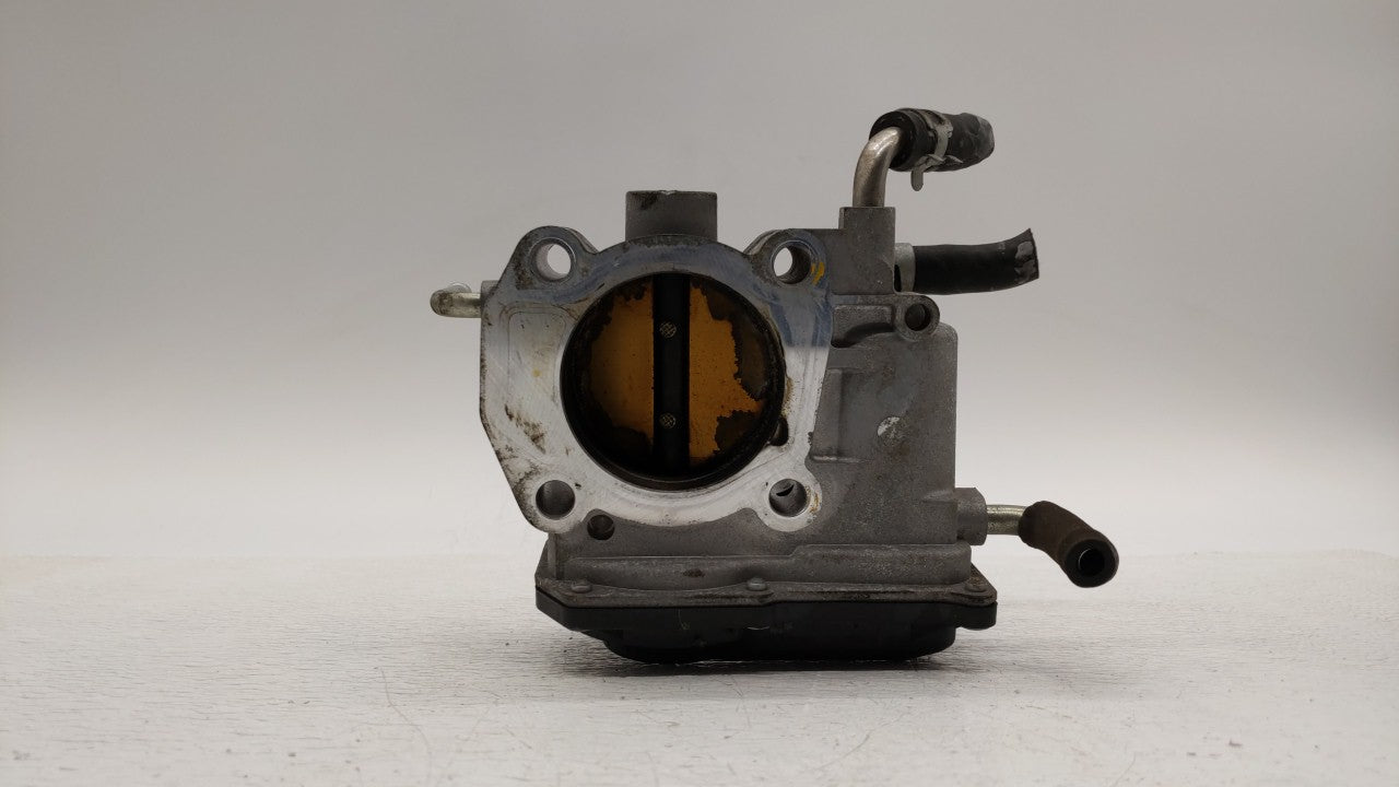 2005-2009 Audi S4 Throttle Body P/N:5E22-0600 5E22 0600, 22030-28060 Fits Fits 2005 2006 2007 2008 2009 OEM Used Auto Parts 