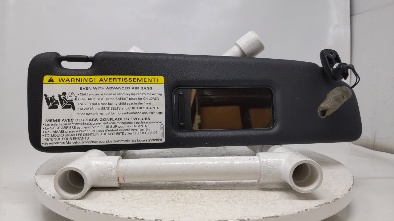 2007 Audi S4 Sun Visor Shade Replacement Passenger Right Mirror Fits OEM Used Auto Parts - Oemusedautoparts1.com