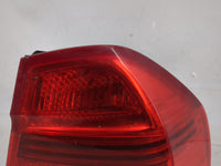 2007-2008 Bmw 328 Tail Light Assembly Passenger Right OEM P/N:7161956 27.63.02.20 Fits Fits 2006 2007 2008 OEM Used Auto Par