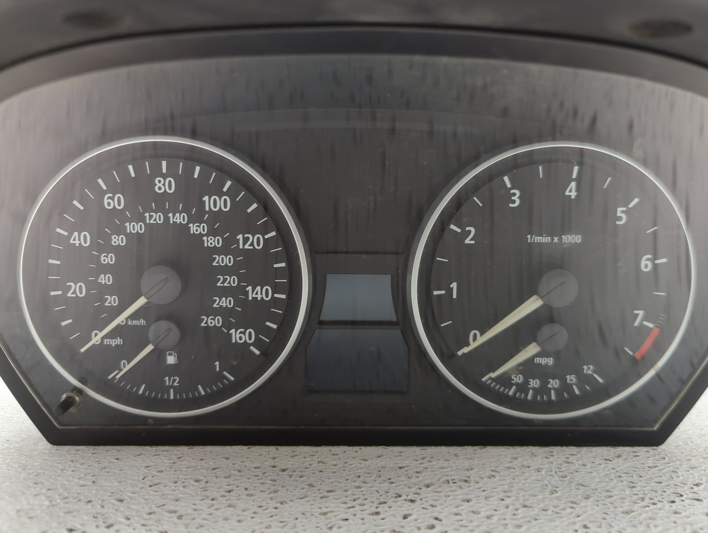 2007-2012 Bmw 328i Instrument Cluster Speedometer Gauges P/N:9130297-01 14369510 Fits Fits 2007 2008 2009 2010 2011 2012 OEM