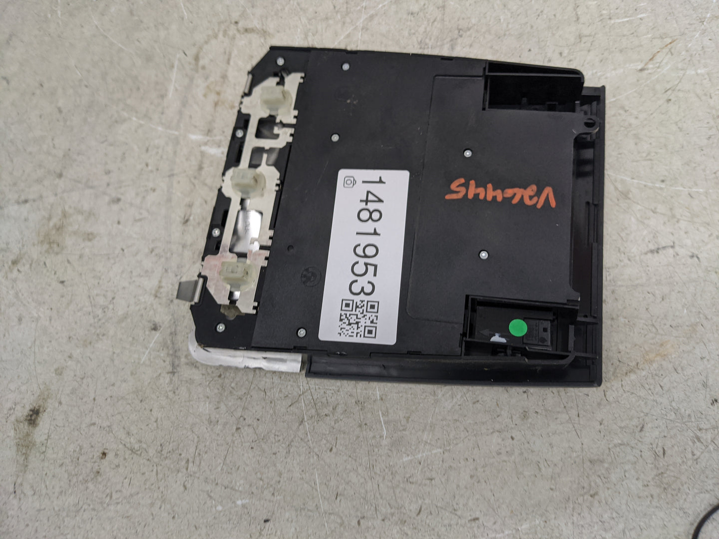 2007 Bmw 328i Overhead Console W/rear Climate Control - Oemusedautoparts1.com