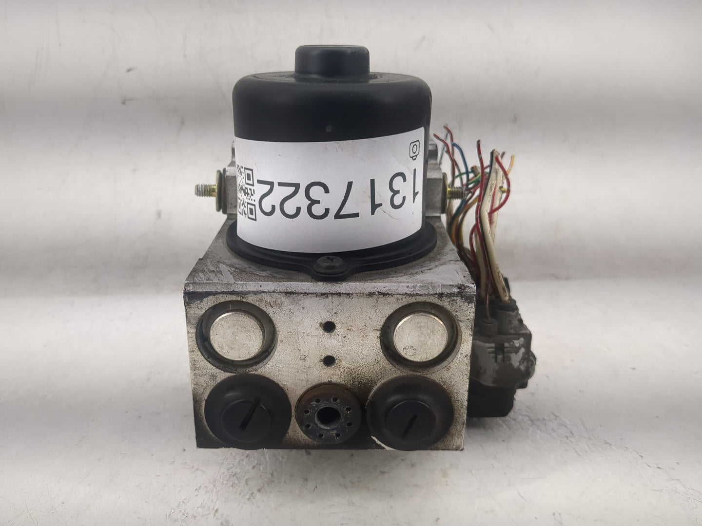 2007 Bmw 328i ABS Pump Control Module Replacement P/N:133200-4000 44540-33010 Fits OEM Used Auto Parts - Oemusedautoparts1.c