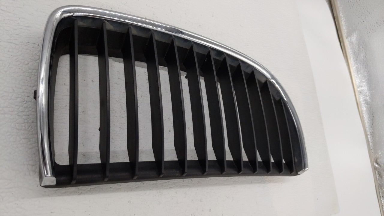2007-2008 Bmw 328i Front Grille Bumper Not Included - Oemusedautoparts1.com