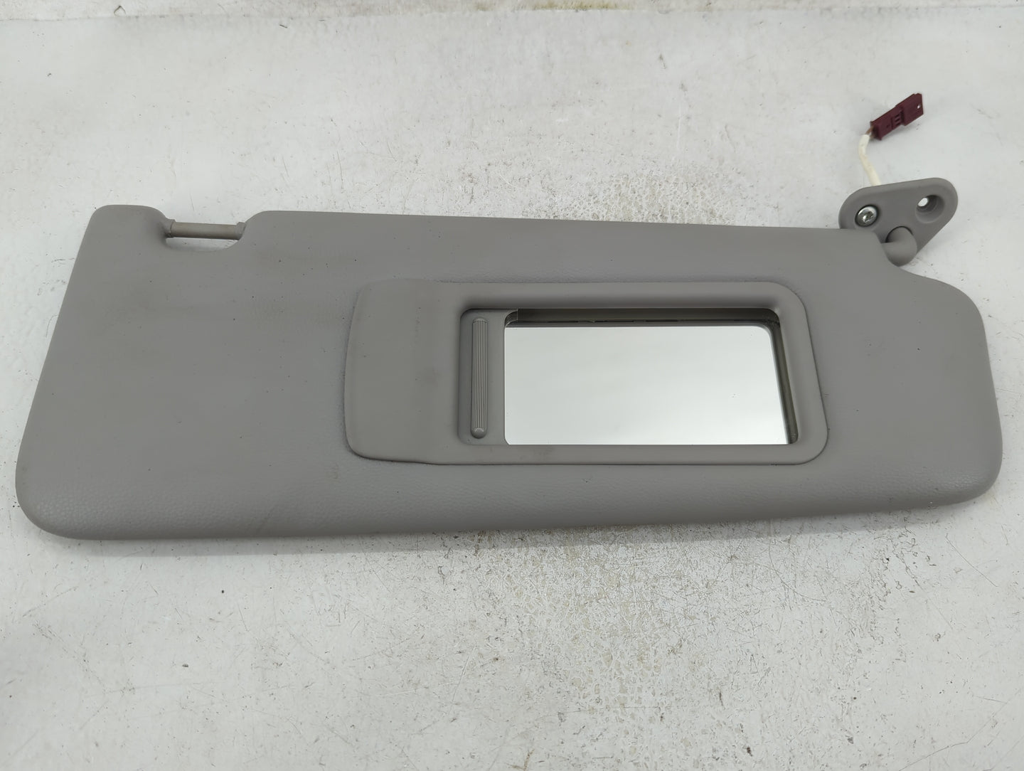 2007-2011 Bmw 328i Sun Visor Shade Replacement Passenger Right Mirror Fits OEM Used Auto Parts - Oemusedautoparts1.com