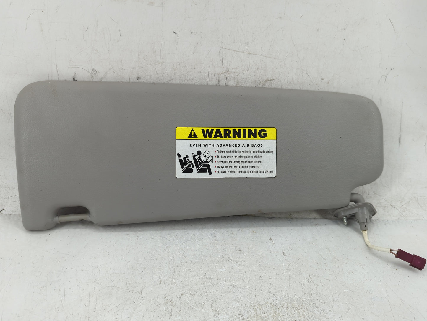 2007-2011 Bmw 328i Sun Visor Shade Replacement Passenger Right Mirror Fits OEM Used Auto Parts - Oemusedautoparts1.com
