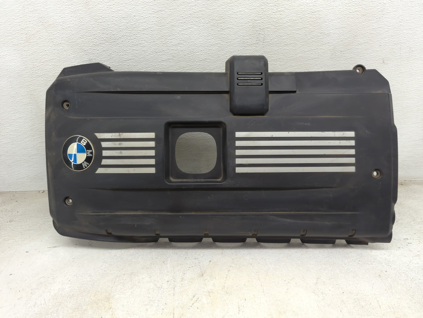 2007 Bmw 328i Engine Cover - Oemusedautoparts1.com