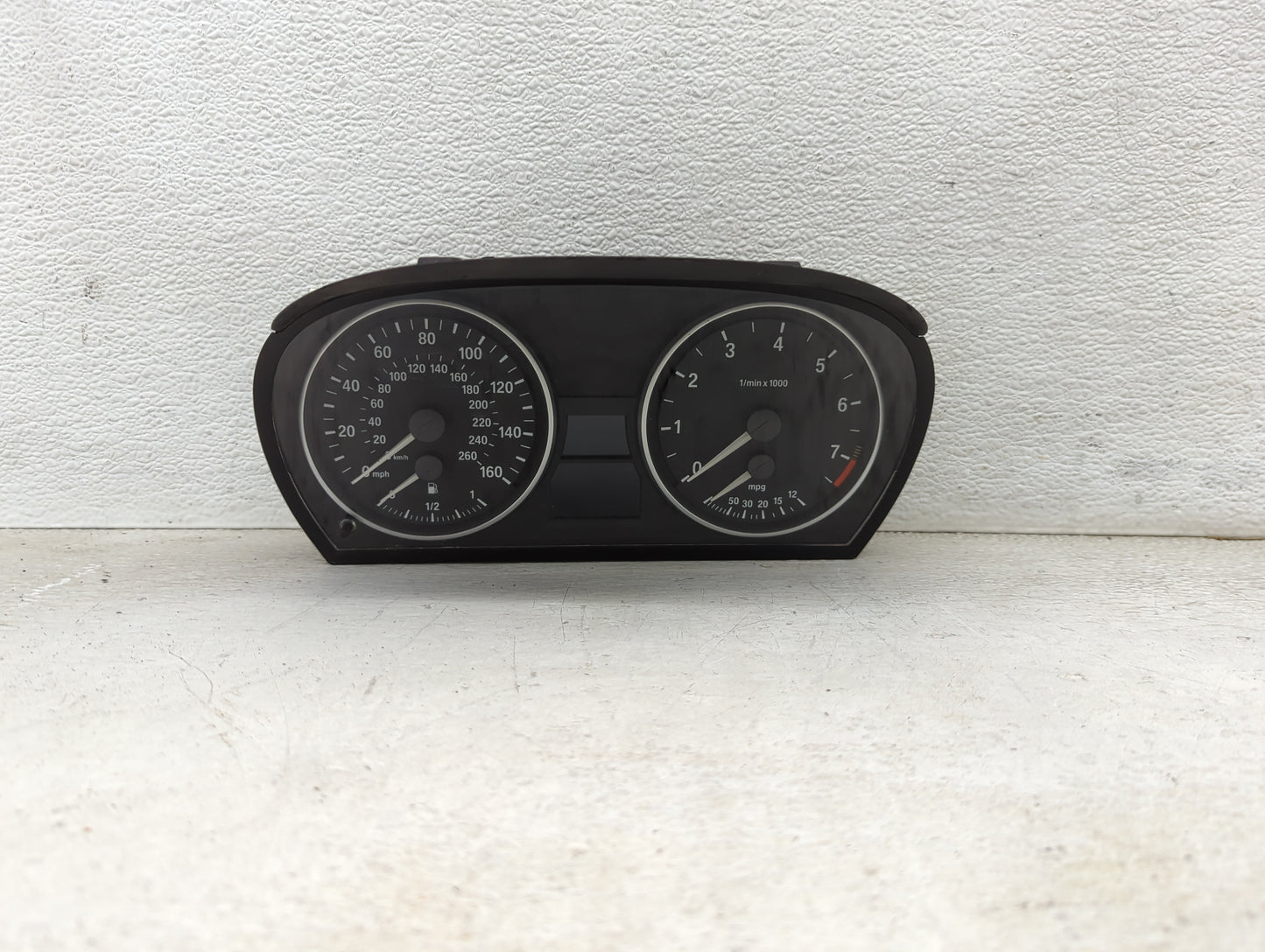 2007-2012 Bmw 328i Instrument Cluster Speedometer Gauges Miles: Fits Fits 2007 2008 2009 2010 2011 2012 OEM Used Auto Parts 