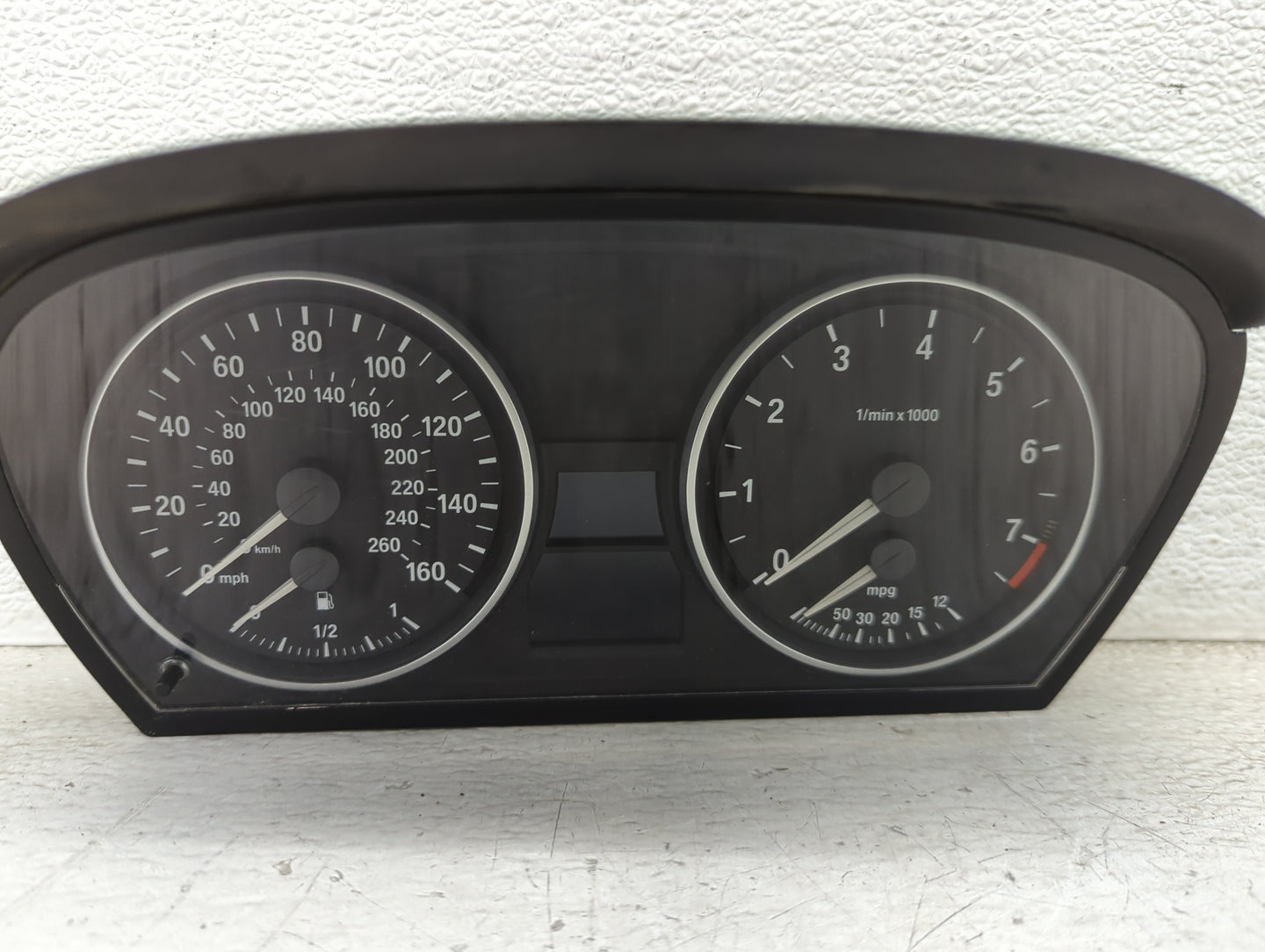 2007-2012 Bmw 328i Instrument Cluster Speedometer Gauges Miles: Fits Fits 2007 2008 2009 2010 2011 2012 OEM Used Auto Parts 