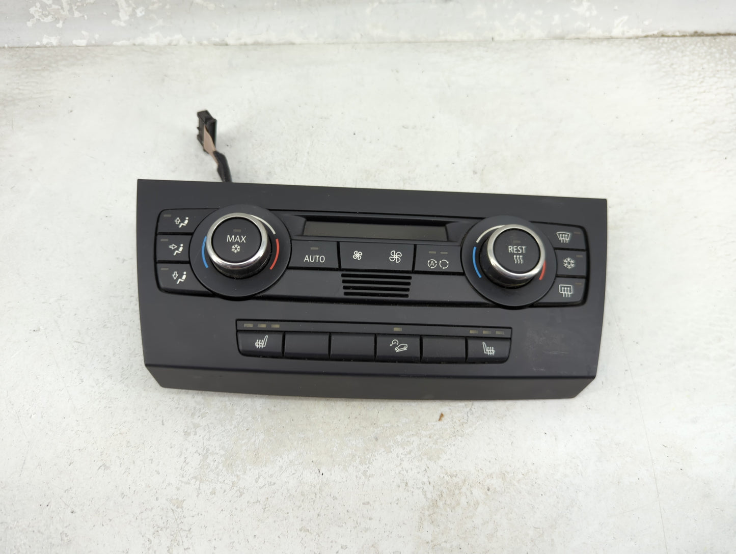 2007-2010 Bmw 328i Climate Control Module Temperature AC/Heater Replacement P/N:9119687-01 Fits Fits 2007 2008 2009 2010 OEM